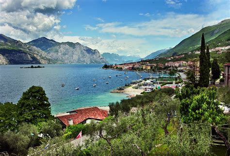 Top 20 Hikes and Walks around Brenzone Sul Garda 